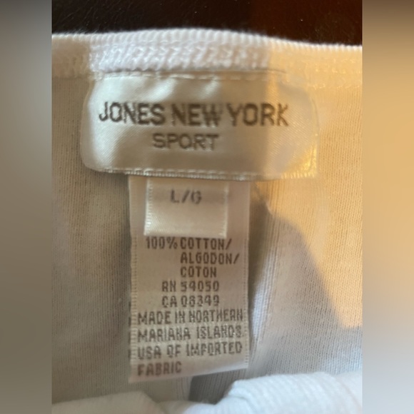 Jones New York Women’s Size Large Long-sleeve White Top - Picture 3 of 3